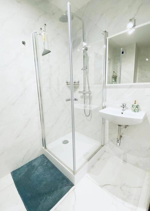 Apartament Z Widokiem Na Morze Gdansk Bagian luar foto